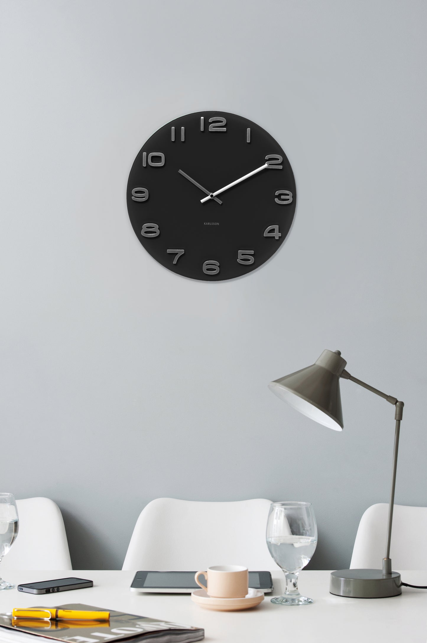 Vintage Round Wall Clock - Black