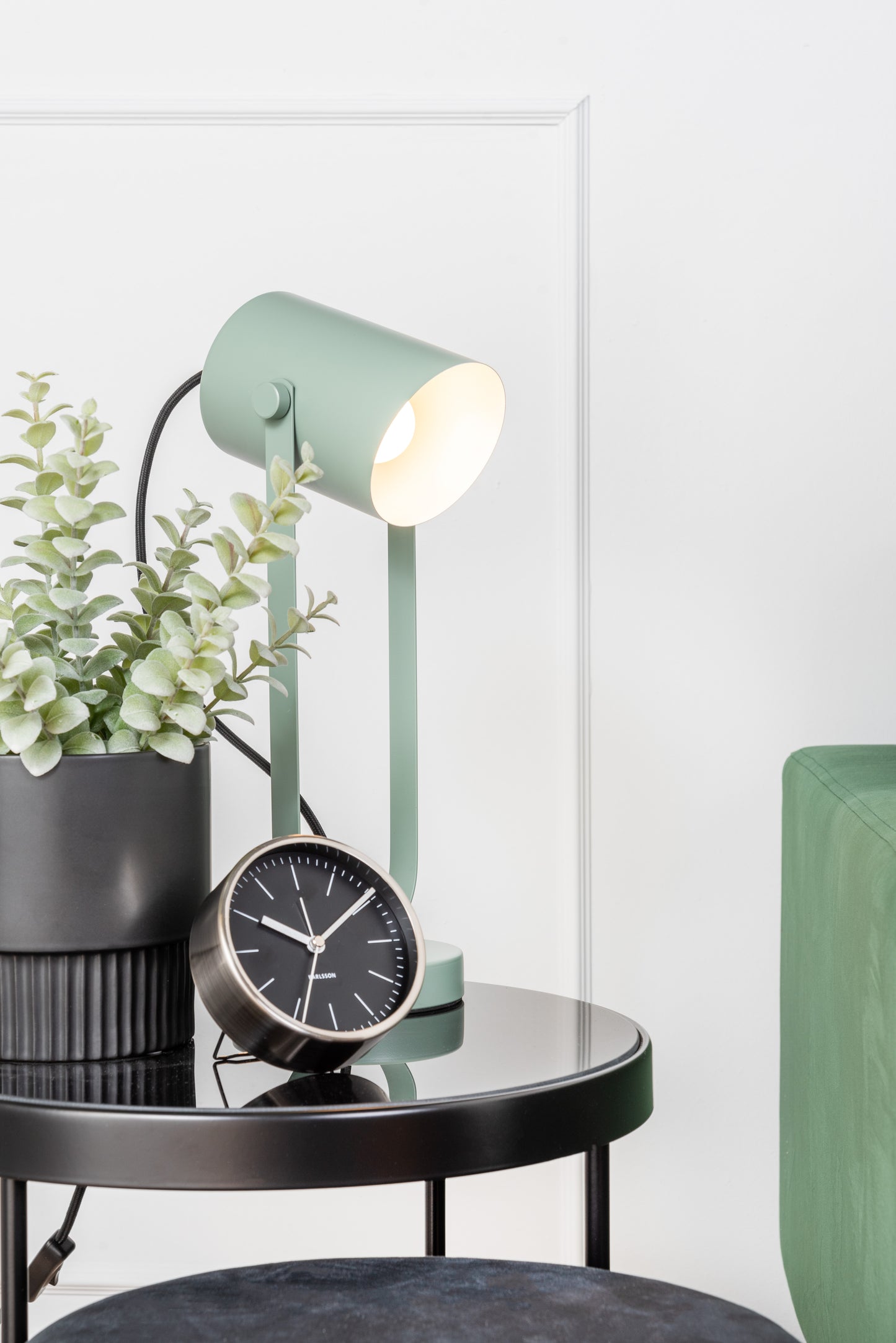 Minimal Alarm Clock - Black