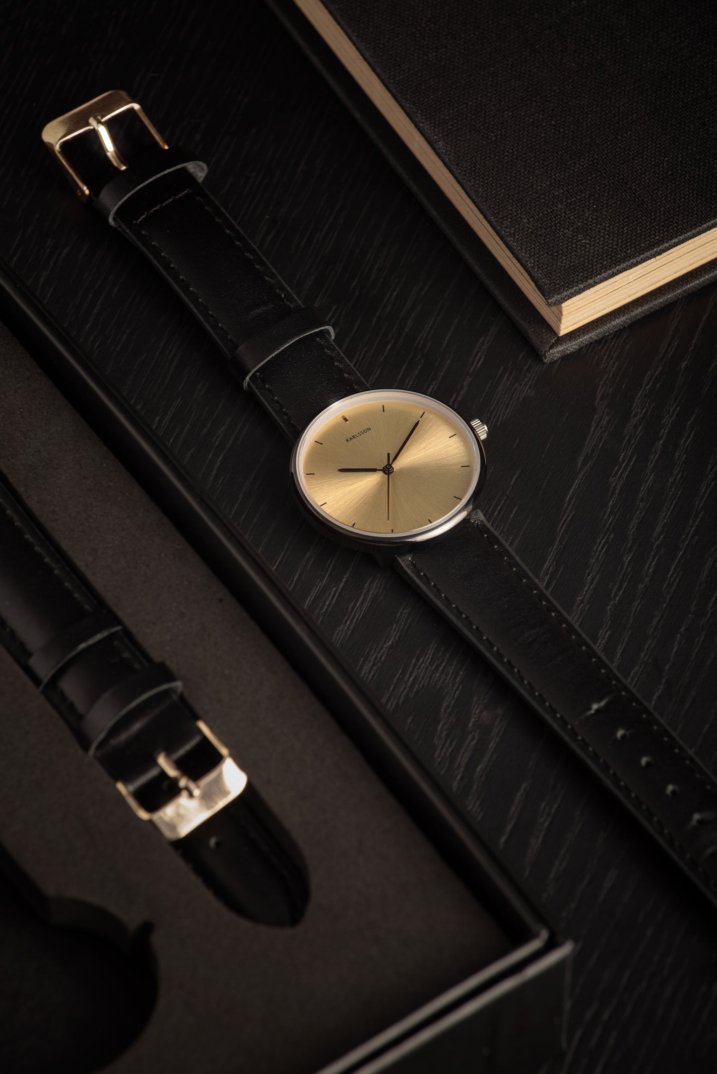 Women's Watch Finesse - Gold