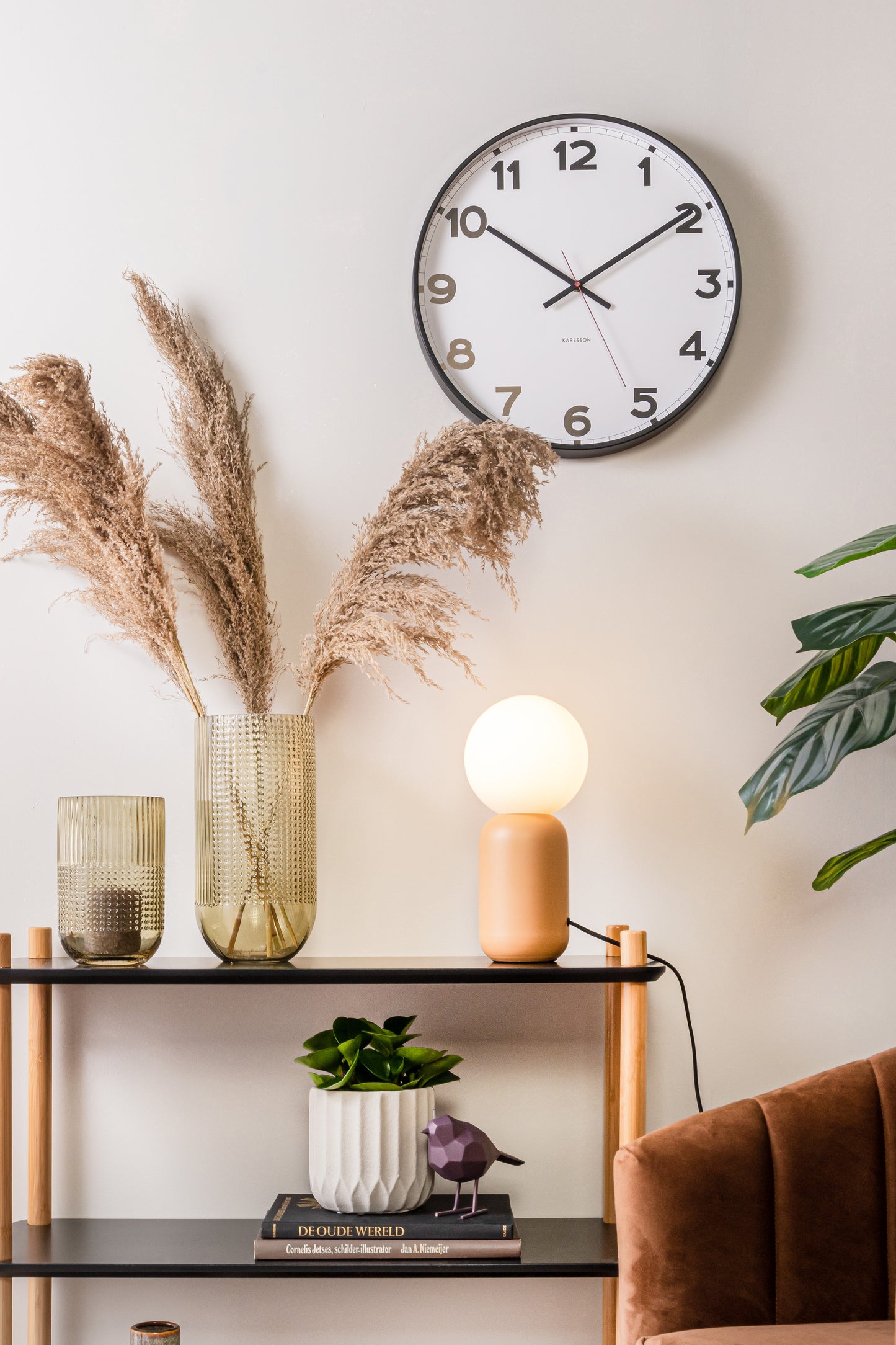 New Classic Clock - Medium White [PRE-ORDER END OCT]