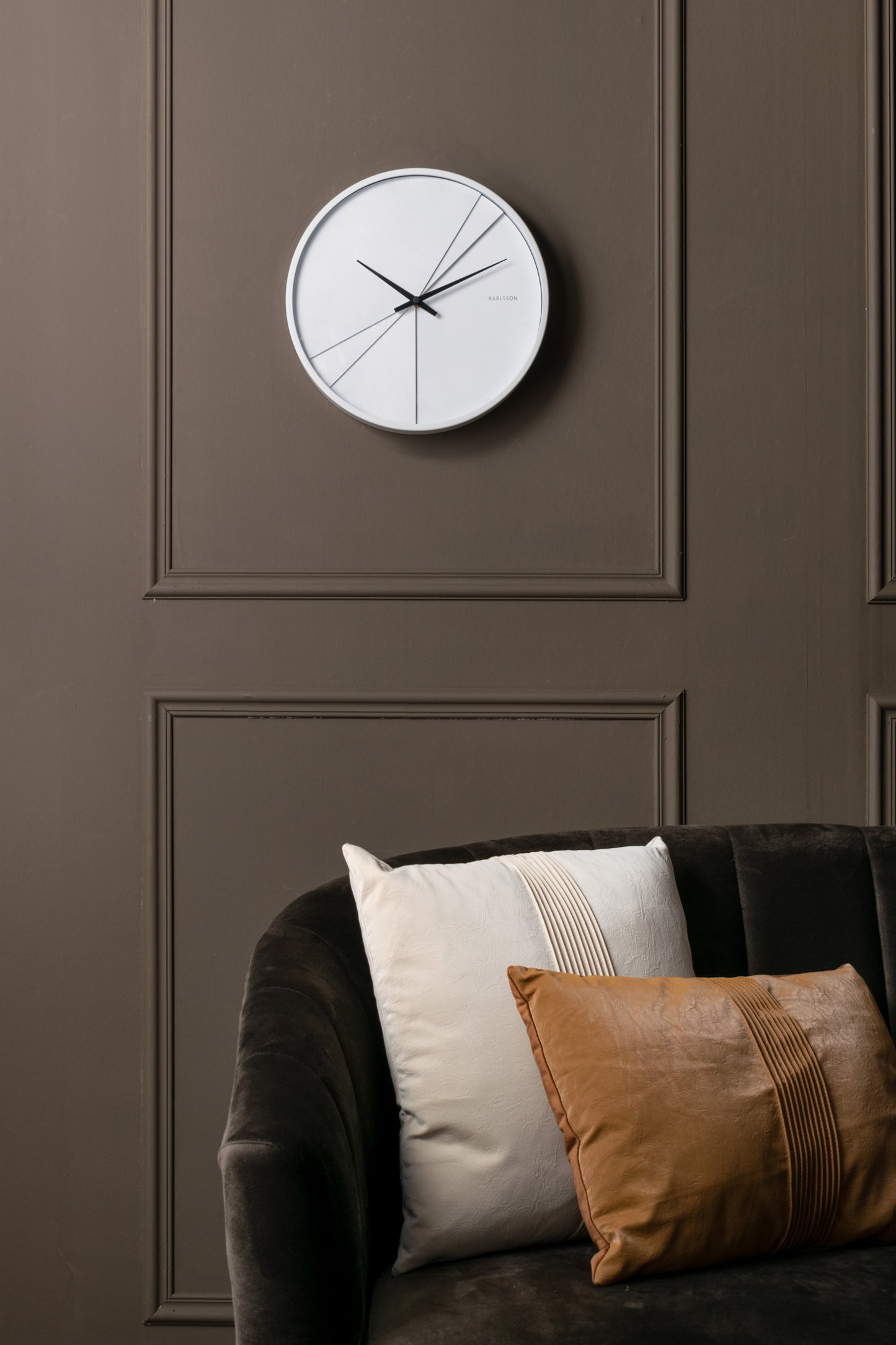 Layered Lines Clock - White